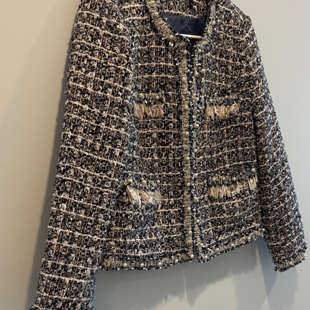 Stella + Lorenzo navy and White, cream, gold Tweed Blazer - Picture 7 of 9